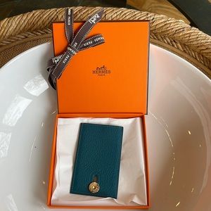 Authentic Hermès Diablo card holder (color: teal)